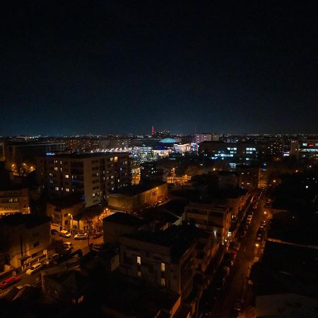 Designer'S Delight: Modern 1Br Near City Center Bucareste Exterior foto